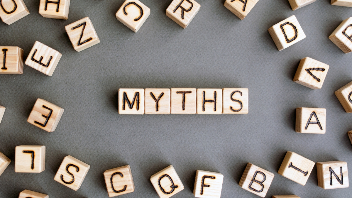 Don't be fooled! These 5 social media myths are totally false.